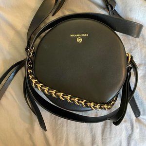 Michael kors round bag with plaided belt chain gold